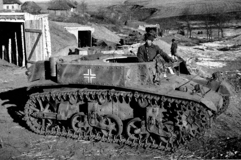 197_stuart_1 M3 740(a) – 197 StuG Abt. – Voronej (Russie) – 1942