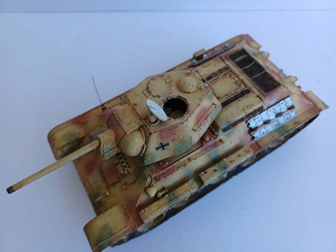 2-4 T34 BEUTE : Italie