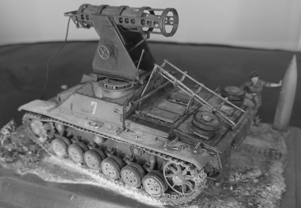 20250901_191756-Copie-1024x709 StuG III G - Spanish Rocket Launcher - Espagne